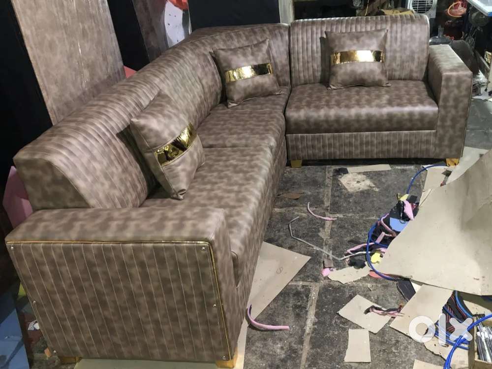 L TYPE STRIPS MODEL WITH PILLOW MANUFACTURING AT ZAM ZAM FURNITURE