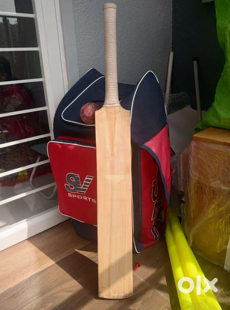 BAT PUMA evo speed 13grains ( brendon mccullum edition )