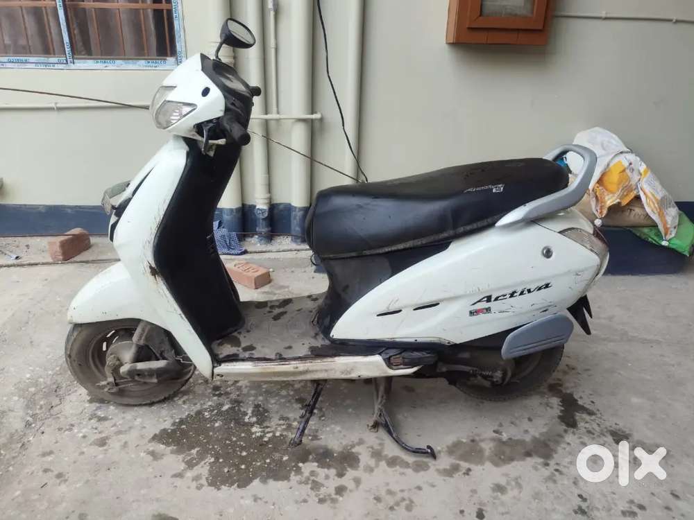 Honda Activa scooty is on showroom condition.Bit negotiable