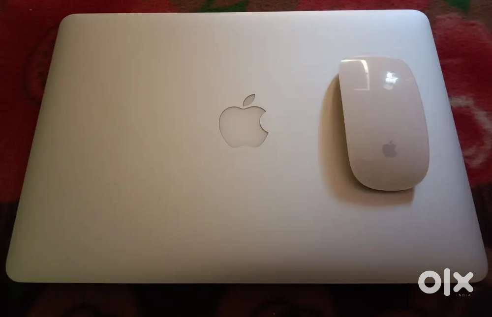 MacBook Air (13-inch, 2017)