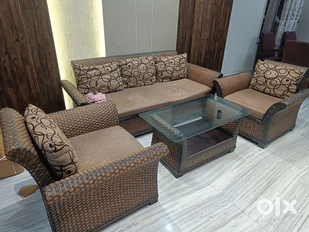 5 seater sofa with center table at offer price