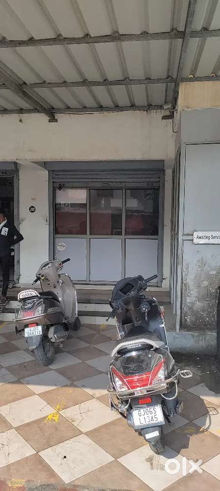 Rent pe di hui he rent bhi chalu he