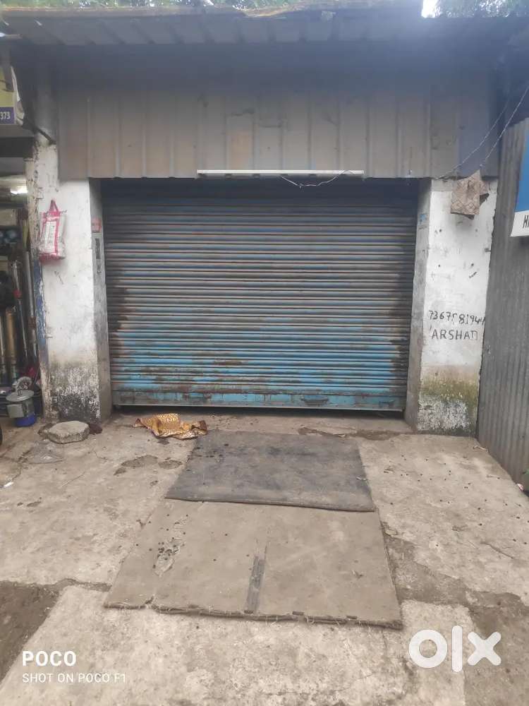 Rent k liye dukanKadma thana near milkit hotel k samne