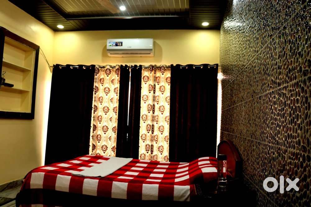 Independent Furnished Flat for Single Bechlor in Chitrakoot-Vaishali