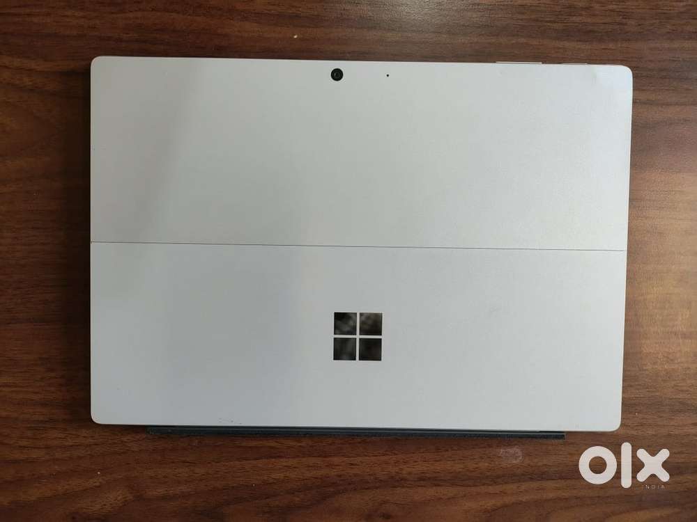 Surface pro 7