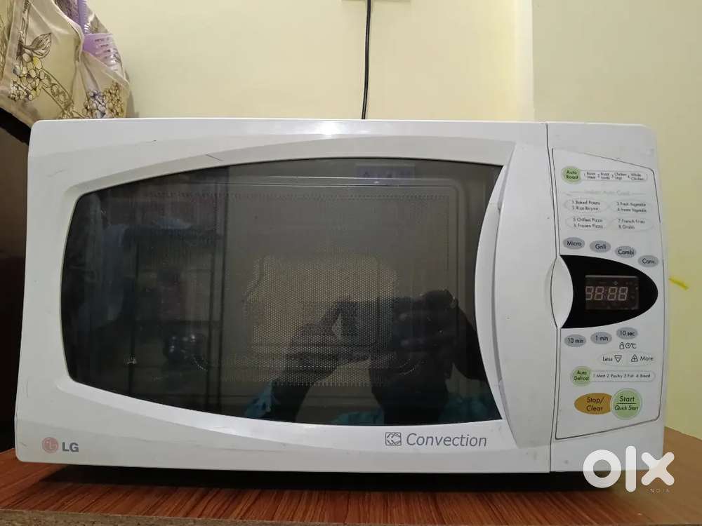 LG Microwave with touch screen
