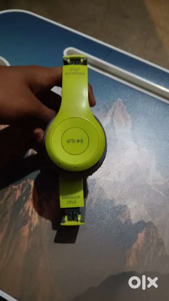 Bluetooth headphones