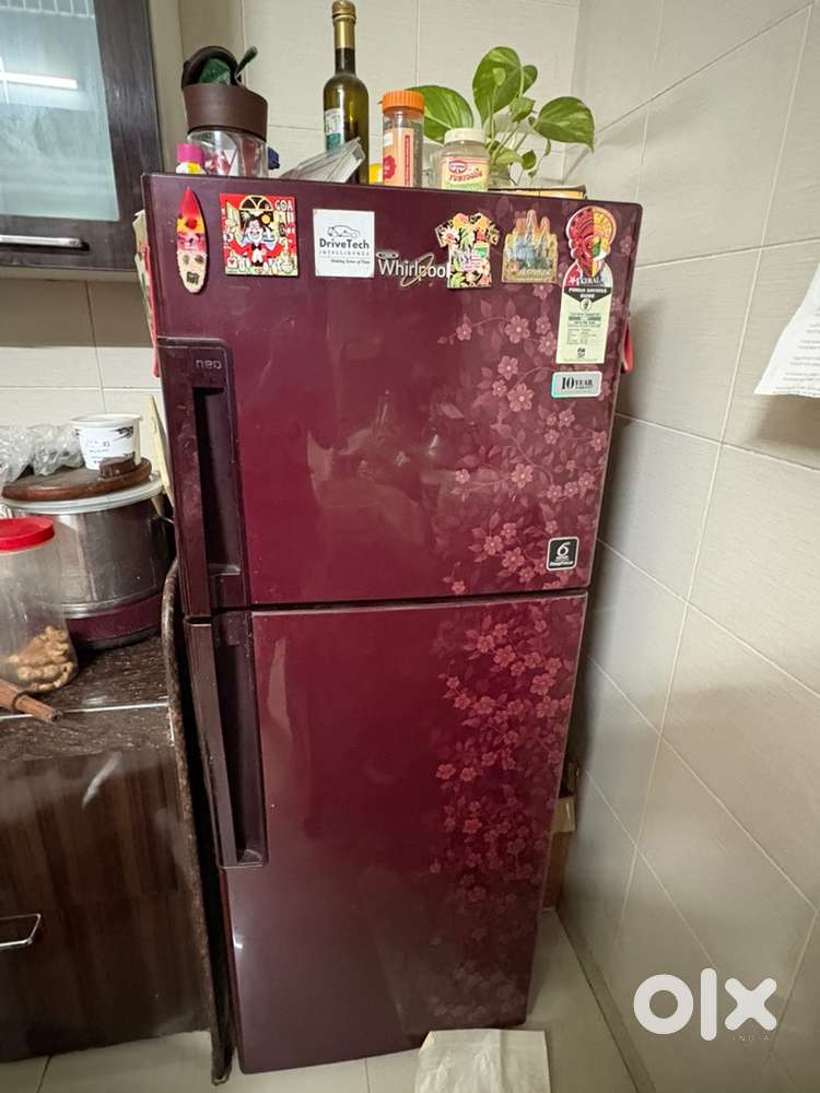 Whirpool double door 242 liters