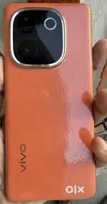 Vivo T3 pro  Ram 8+8   Internal 128. Phone mein 1% bhi problem nhi h