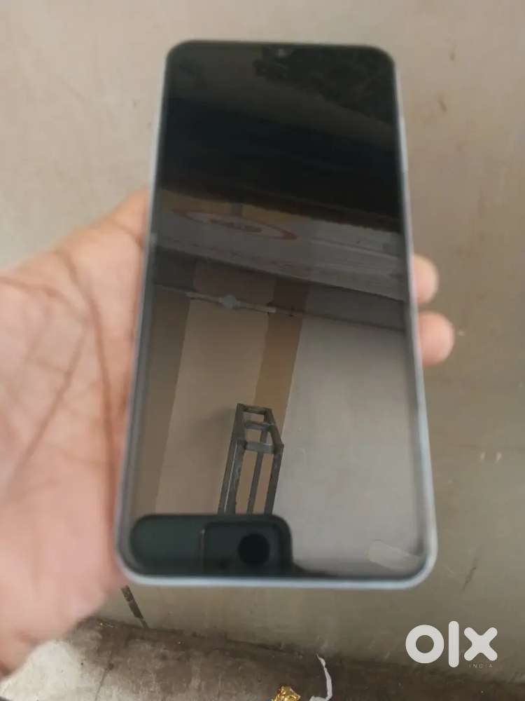 Kotta phone tisukontunna andhuke pataa phone ammestunna