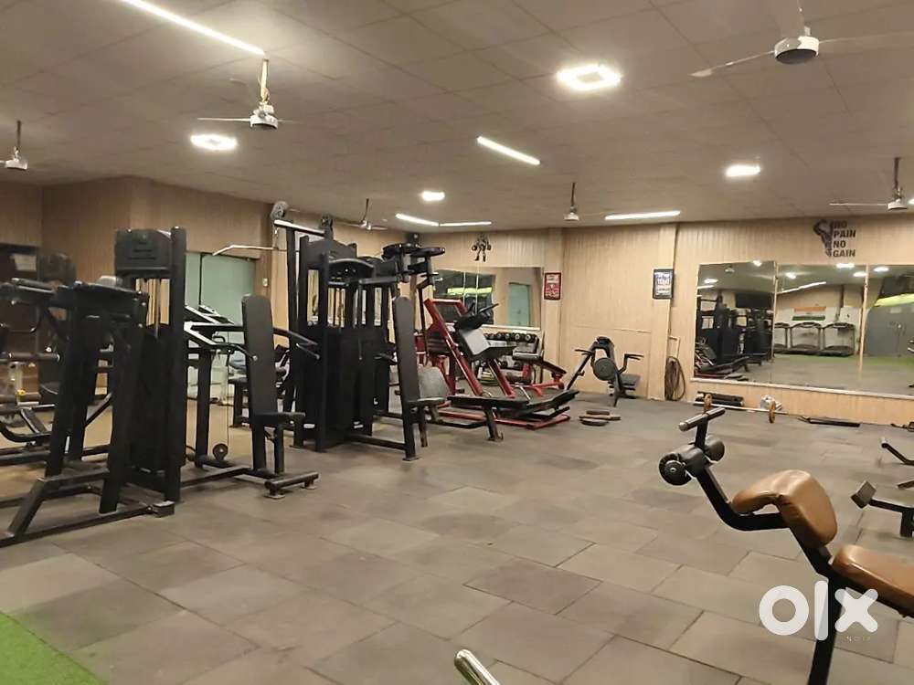 Urgent requirement for female receptionist