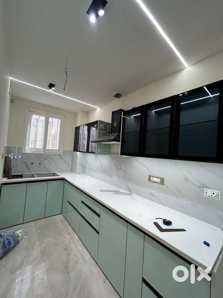 2 bhk flat near main road