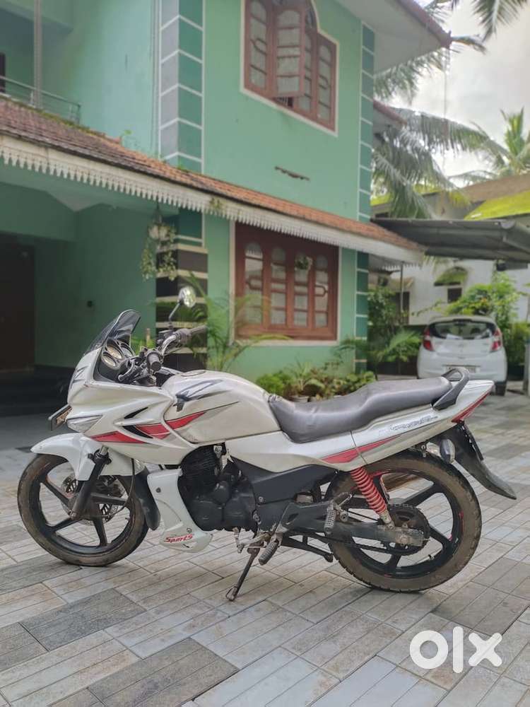 Hero honda karizma r