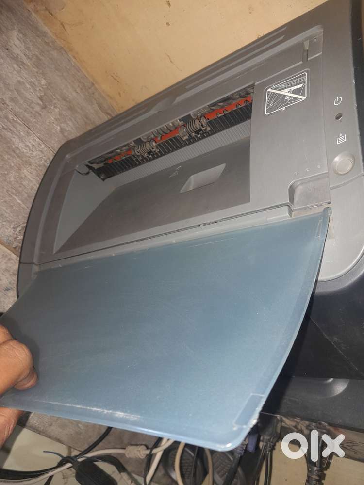 Leser printer LBP 2900best condition only 5 months old