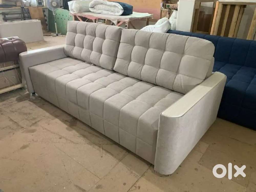 3 SEATER SOFA AVAILABLE IN STARF FURNITURE.