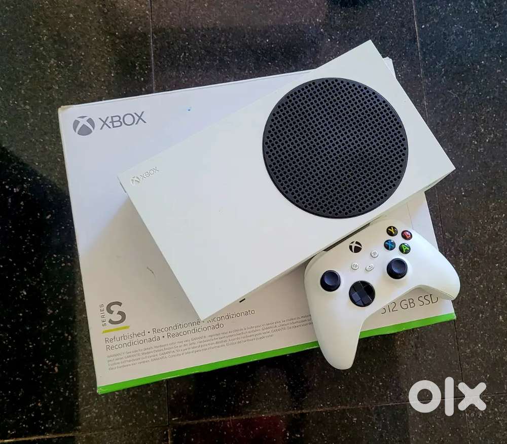 Xbox Series S 512GB – Pristine Condition  With Original Box