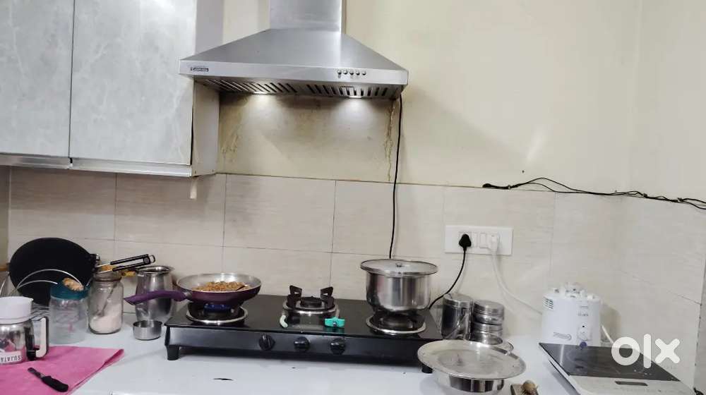 Kitchen Chimney in Excellent working condition