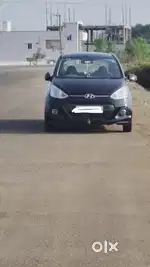 Hyundai Grand i10 Petrol automatic 91000 km driven