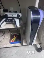 Ps5 Disc edition with 2 Controllers and Games