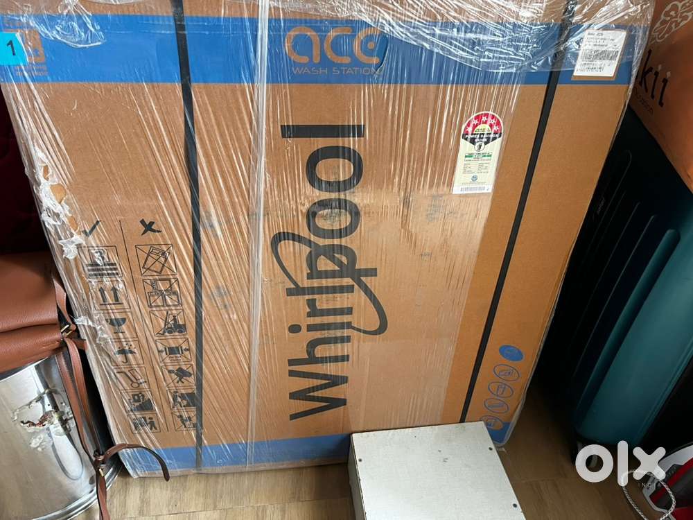 Whirlpool semi automatic washing machine
