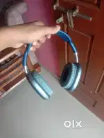 P9 headset