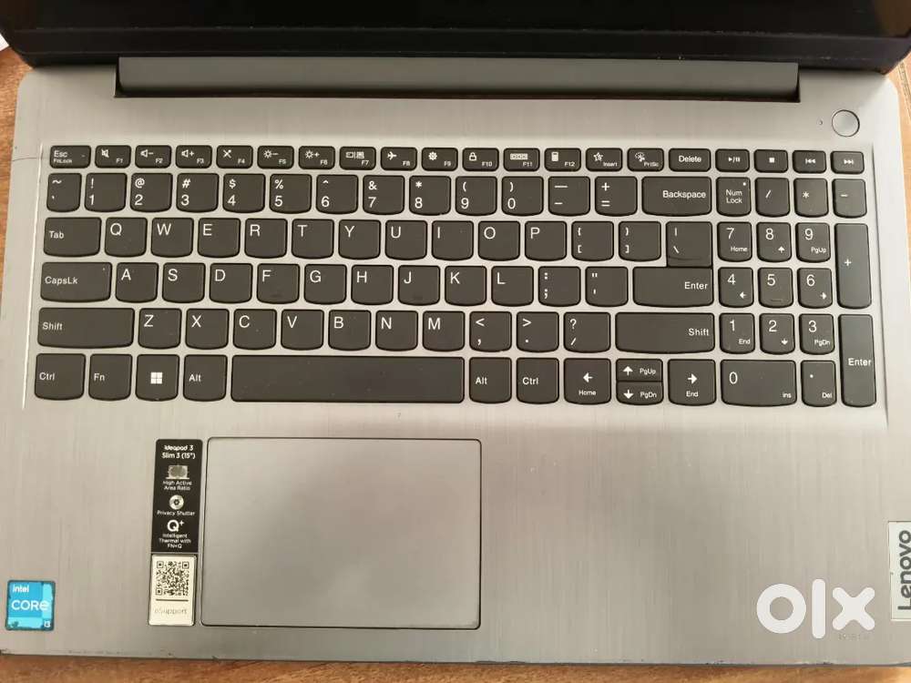 LENOVO LAPTOP I 3  8GB RAM 256 STORAGE