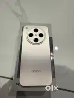Oppo find X8 gold colour under warranty