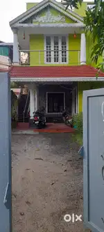 6.400 cents plot with 2800sqft 7 bhk house for sale at Thykoodam.