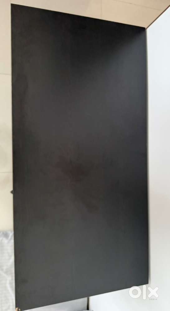 1.5 months old Office table for sale