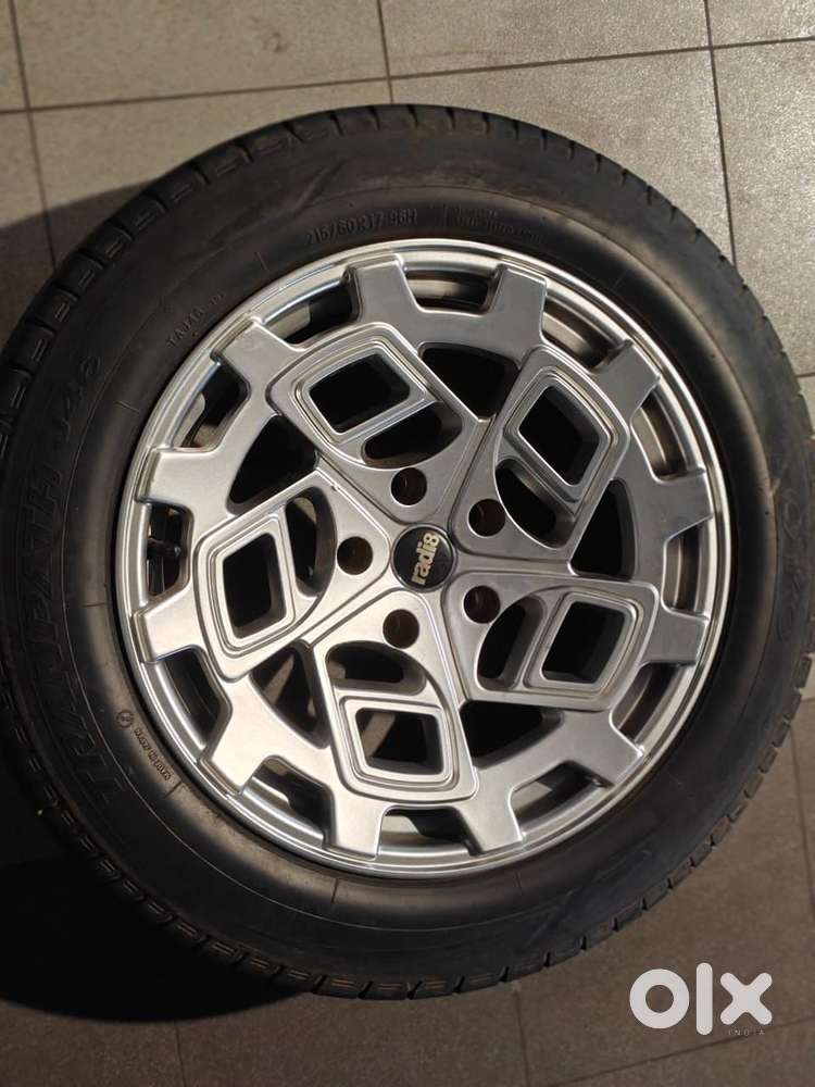 Radi8 17 inch alloyweels