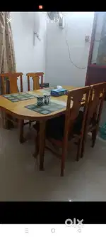 4 seater teak wood Dining table in perfect condition