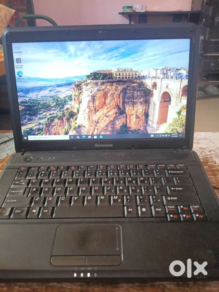 Lenovo Laptop