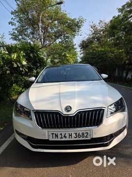 Skoda Superb 2.0 L&K TSI AT, 2016, Petrol