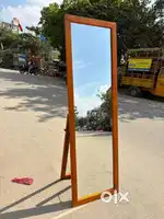 Standing mirror /DRESSING TABLE MIRROR