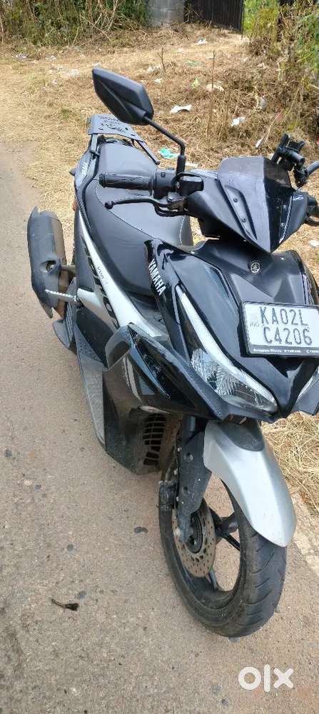 Watch and belt shoroom