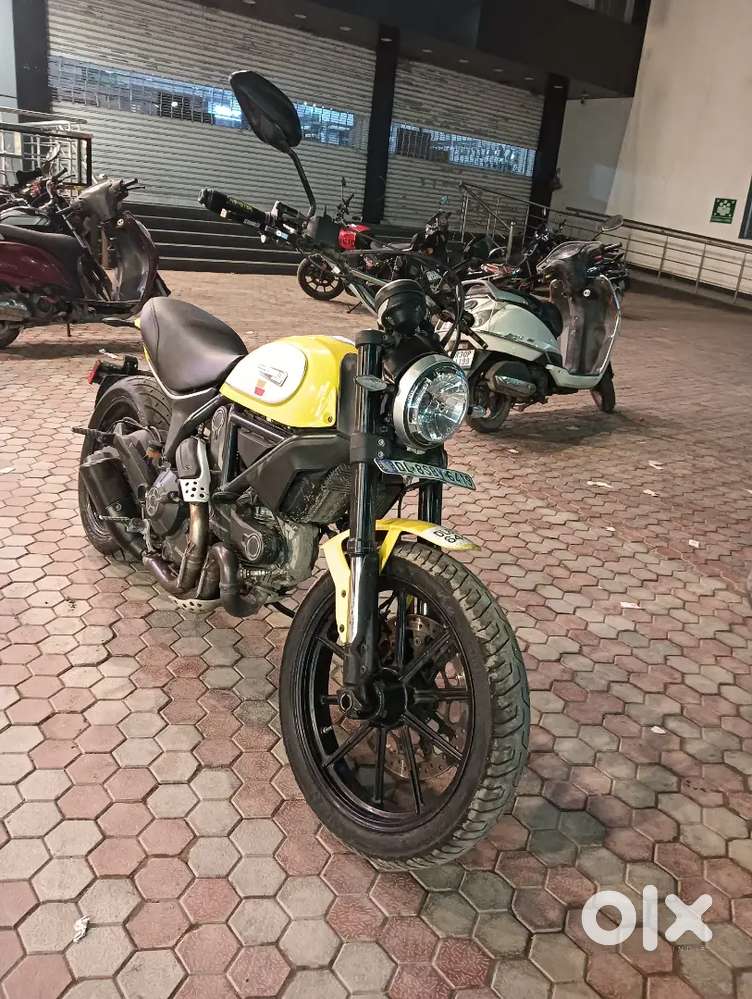Ducati scrambler 1st owner bike