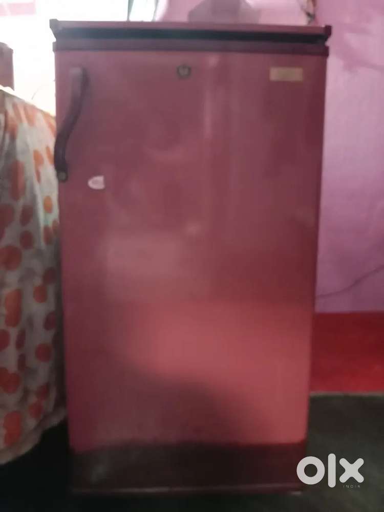 Sell a fridges of godrej good working