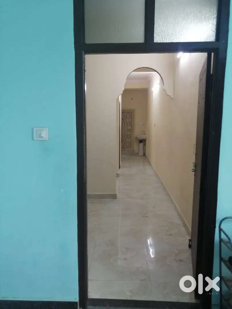 2BHK ON 1ST FLOOR FOR RENT