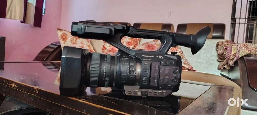 Panasonic ux 90 4k full working condition