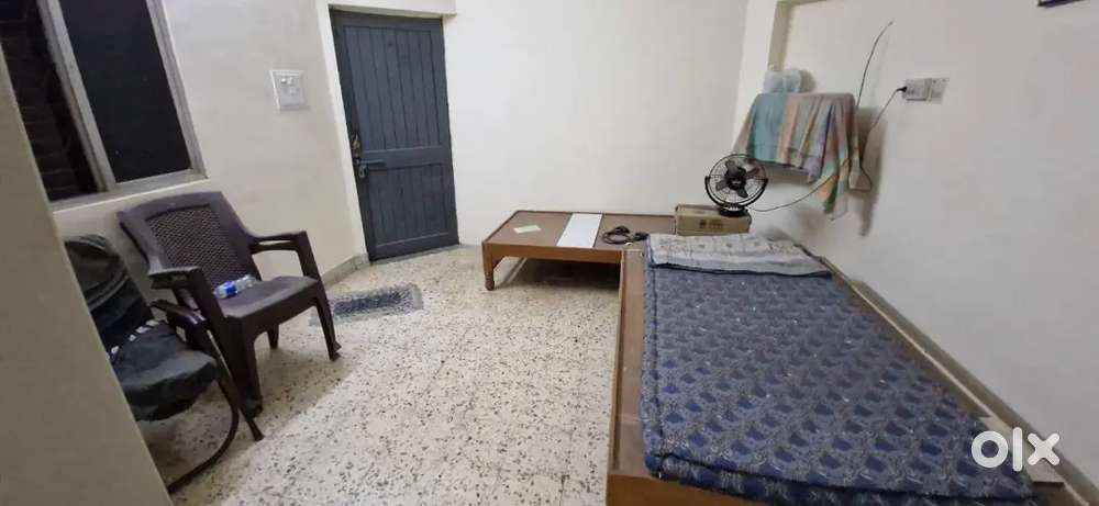 Personal Available for bechlor from 10th November