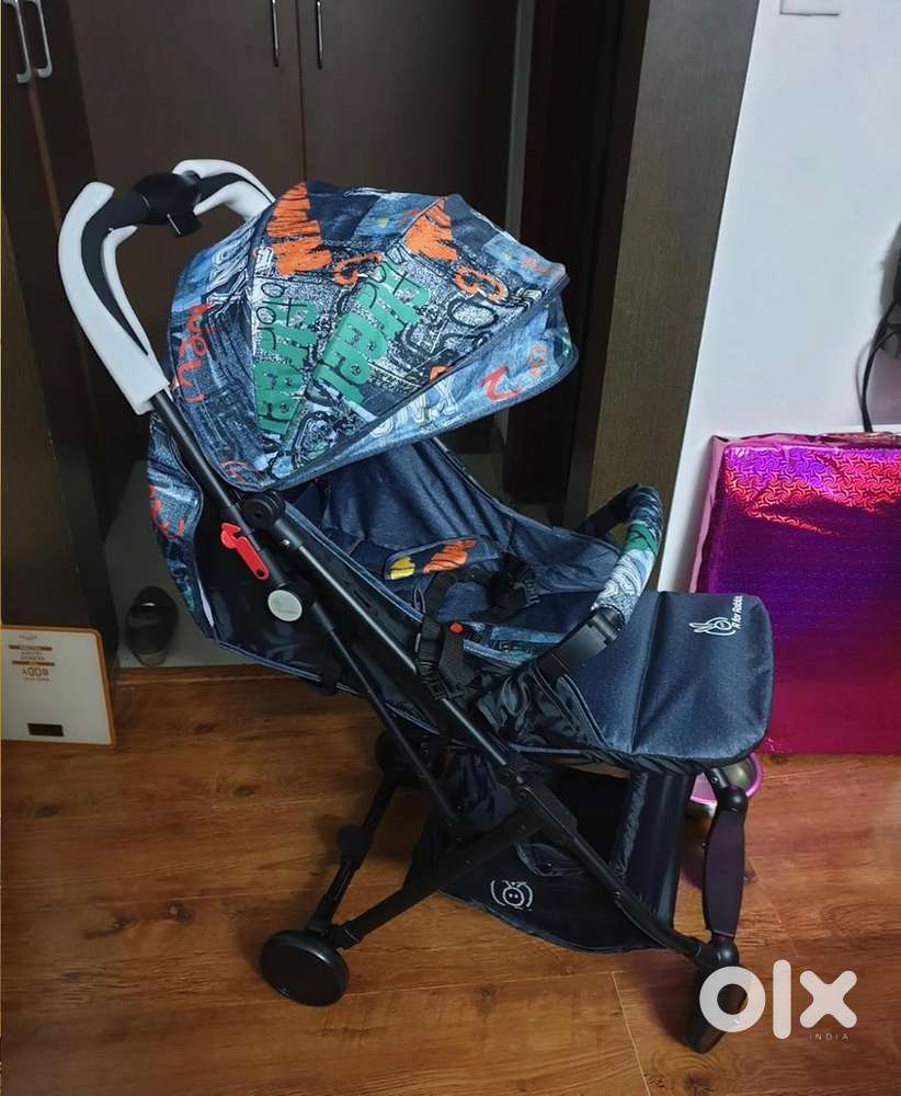 R for rabbit pocket Stroller