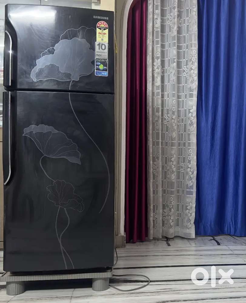 5 star Samsung frost free 255 liter storage refrigerator