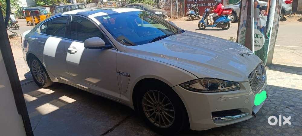 Jaguar XF 2013 Diesel Well Maintained
