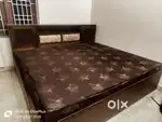 Cot 7ftX8ft trolly box type with matress