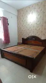 Urgently sell double bed with box Size 6x6 ft 3 years old