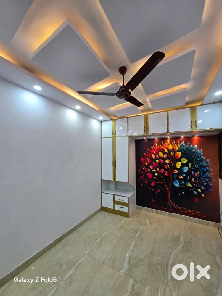 2 BHK Builder floor in Uttam Nagar with car parking