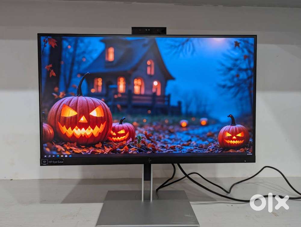 HP Elitedisplay E27d - 27 inch QHD IPS USB C Docking WebCam Monitor