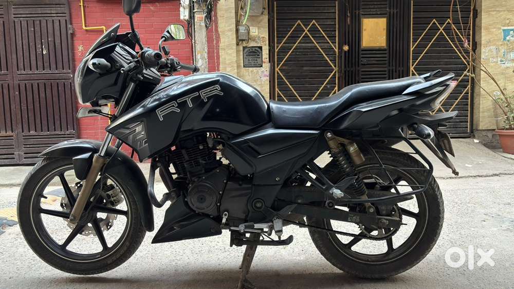 Matt black Apache RTR 180 well maintained