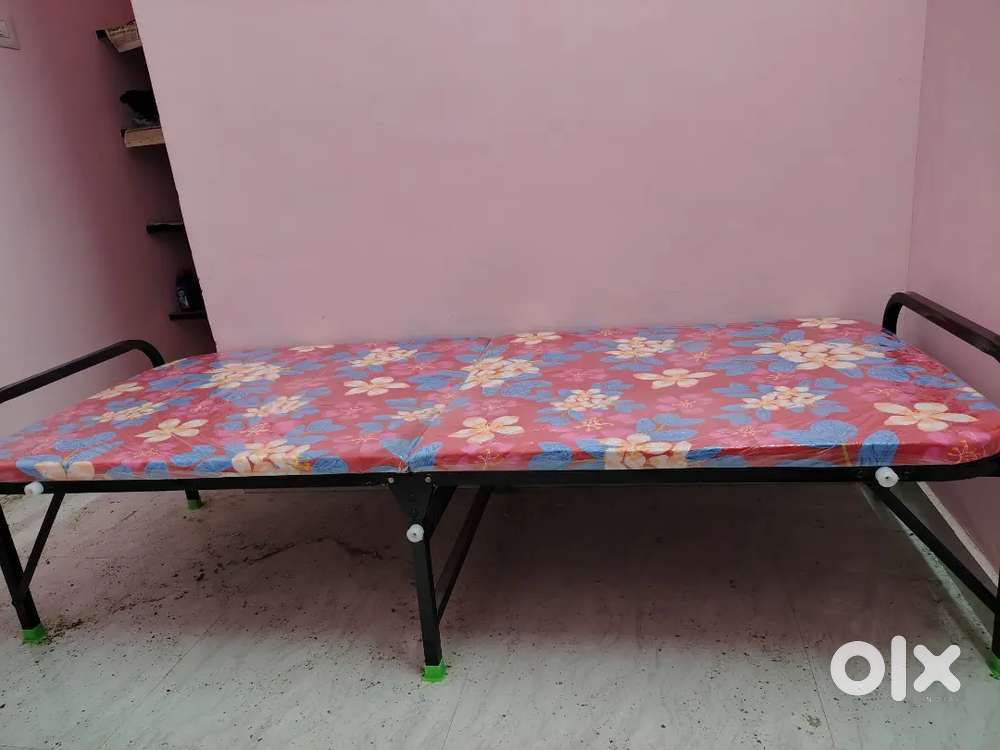 foldable bed single
