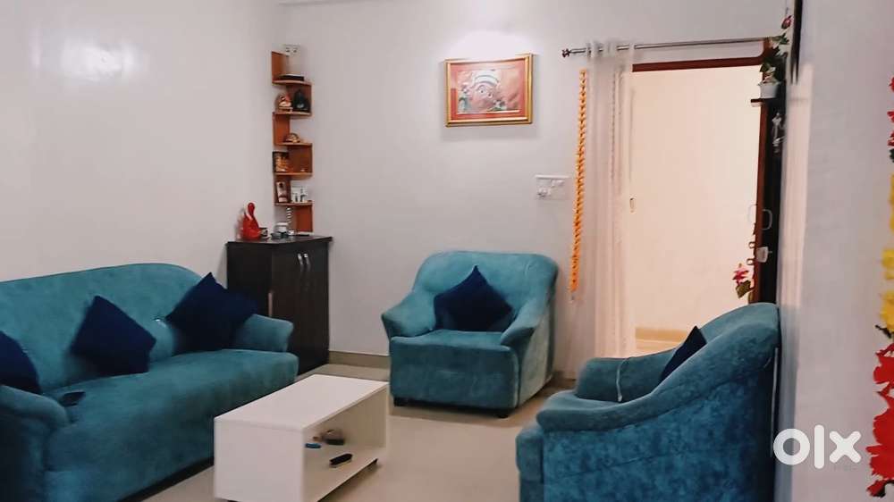 Semi furnished 4 bhk ready to to move